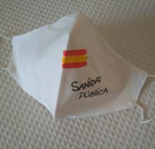 Mascarilla pintada a mano